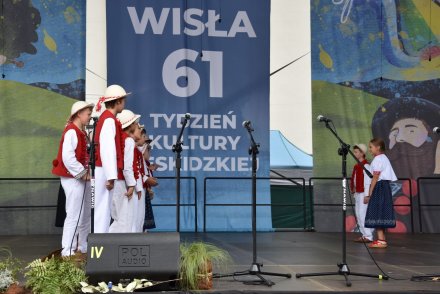 Mała scena Tygodnia Kultury Beskidzkiej w Wiśle